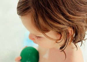 Read more about the article আইরা নামের অর্থ কি | Aira Name Meaning in Bengali